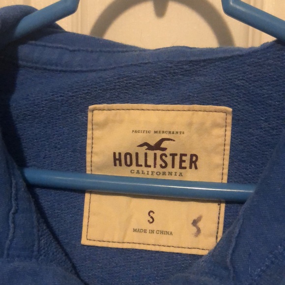 Hollister hooded sweatshirt - Picture 3 of 5